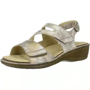 [10]Aravon womens Cambridge  3 Strap Wedge Sandal